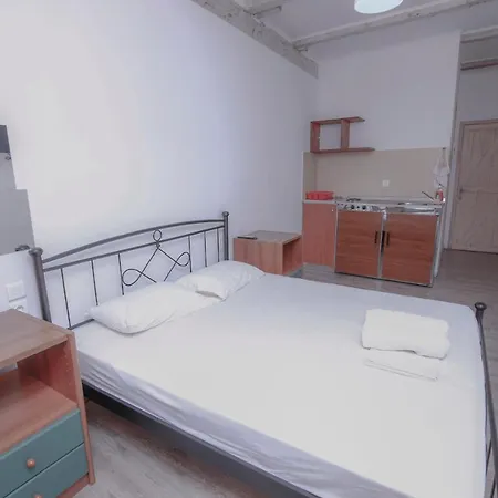 Orfeas דירה ואסיליקי