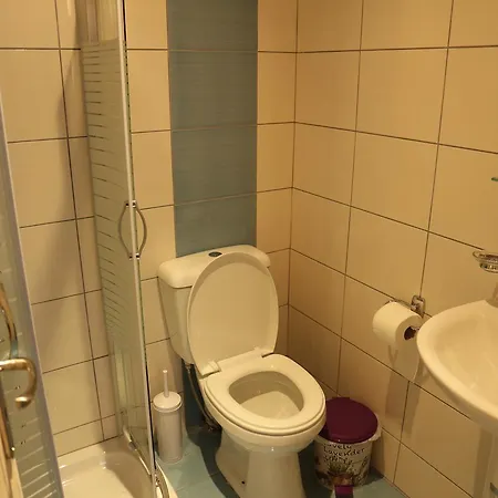 Orfeas דירה ואסיליקי